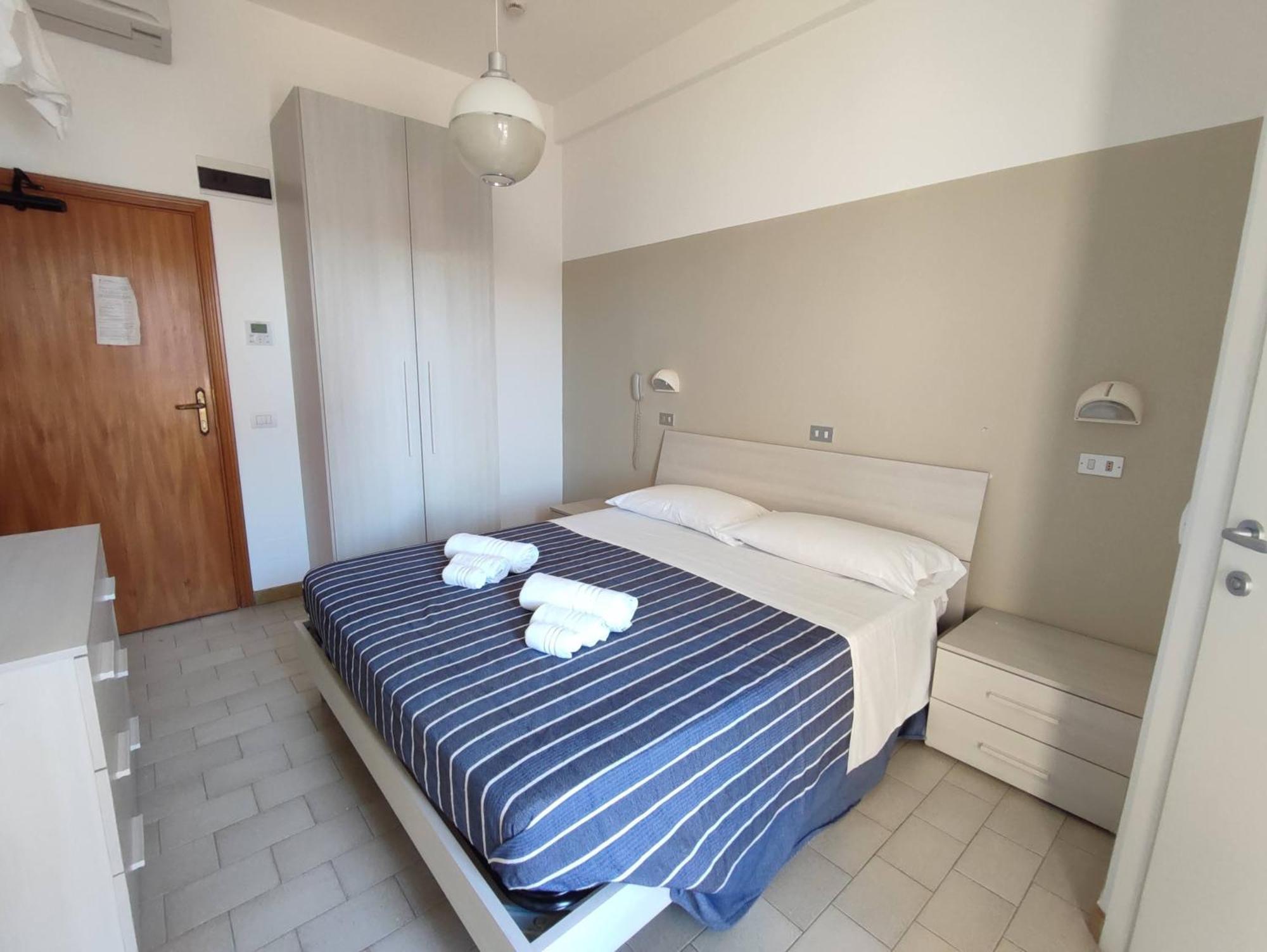 Hotel Atlas Gabicce Mare Esterno foto