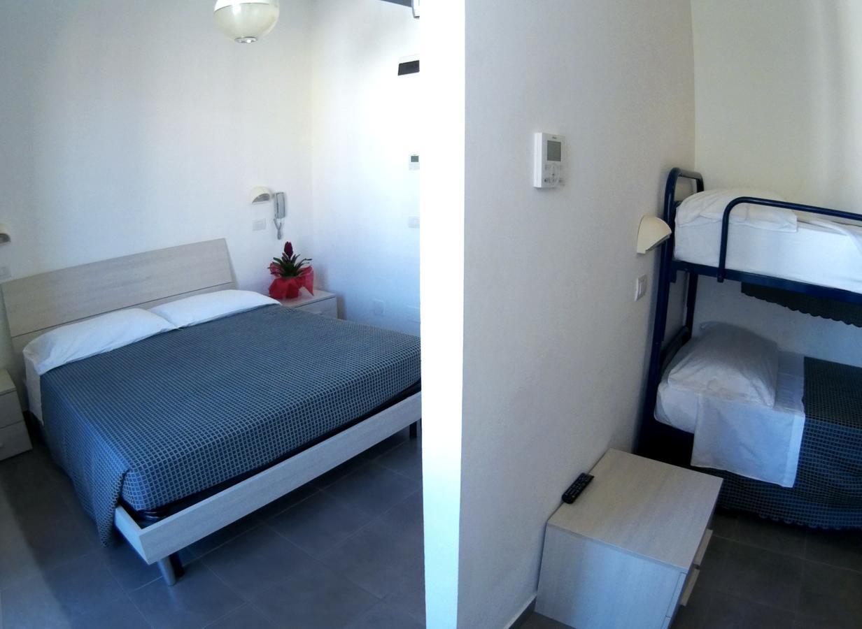 Hotel Atlas Gabicce Mare Esterno foto